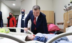 Sağlık Bakanı Fahrettin Koca'dan Bursa'da Hastaları Ziyaret