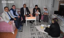 CHP Bursa İl Başkanı İsmet Karaca'dan Elektriği kesik AKP'li aileyi ziyaret