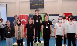 Bursa'da Emine Örnek matematiğin şampiyonu oldu