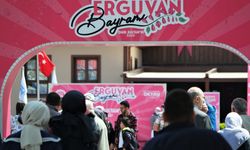 Bursa'nın 600 yıllık mirası "Erguvan Bayramı" kutlanıyor