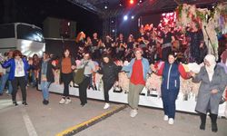 Suzan Kardeş, Edirne'deki Hıdırellez Şenlikleri'nde konser verdi