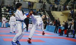 Türkiye Ümit, Genç ve 21 Yaş Altı Karate Şampiyonası Sakarya'da devam ediyor