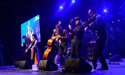Bursa Festivali'nde Barcelona Gipsy Balkan Orkestrası