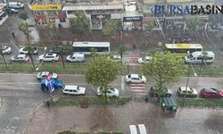 Bursa'da Yoğun Sağanak Yağış Etkili Oldu