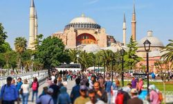 İstanbul son 10 yılın turist rekorunu kırdı