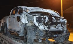 Bursa'da Refüje Çarpan Otomobilin Sürücüsü Vefat Etti