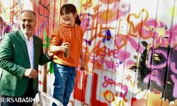 Bursa'da Duvarları Tuvale Dönüştüren Grafiti Şenliği