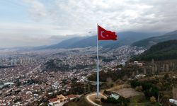 Bursa'da 600 Metrekarelik Türk bayrağı Dalgalanıyor