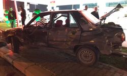 Akyazı'da iki otomobilin çarpıştığı kazada 4 kişi yaralandı