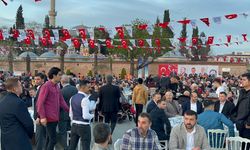 Gebze'de 10 bin kişi birlikte iftar yaptı