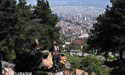 Osmangazi Belediyesi şehri tehdit eden kayaları ortadan kaldırdı