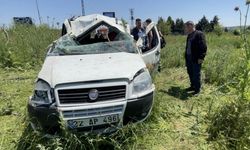 Edirne'de tarlaya devrilen hafif ticari araçtaki 6 kişi yaralandı