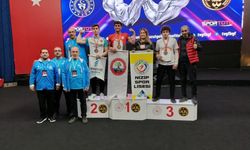 İrfan Gençlik, Türkiye Bilek Güreşi Şampiyonası'ndan derecelerle döndü