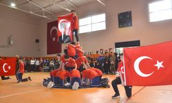 Karamürsel'de 19 Mayıs Atatürk'ü Anma, Gençlik ve Spor Bayramı kutlandı