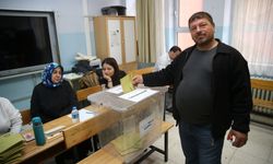 Kocaeli'de Cumhurbaşkanı Seçimi ikinci tur oylaması başladı