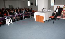 Manyas'ta sandık kurulu başkanları ve memur üyelere eğitim verildi