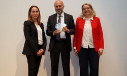Petrol Ofisi, İstanbul Karbon Zirvesi'nde "Düşük Karbon Kahramanı" seçildi