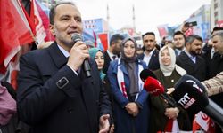 Yeniden Refah Partisi Genel Başkanı Erbakan İstanbul'da konuştu