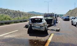 Bursa'da 4 Kişinin Yaralandığı Kaza Kameralara Yansıdı!