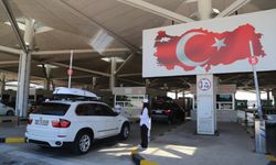 Gurbetçiler Türkiye'ye özlemle giriyor