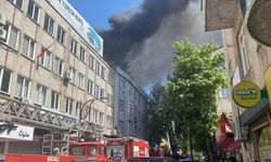 Kocaeli'de 4 katlı apartmanda çıkan yangın söndürüldü