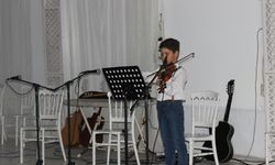 Osmaneli Halk Eğitimi Merkezi kursiyerleri müzik dinletisi sundu