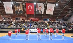 Balıkesir'de yaz spor okulları için açılış töreni yapıldı