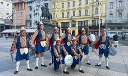 Bursa kılıç kalkan ekibinin Zagreb'teki gösterisi ilgi gördü