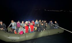 Kuzey Ege'de Yunanistan unsurlarınca geri itilen 84 düzensiz göçmen kurtarıldı