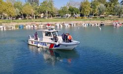 İznik Gölü'nde kaybolan kişiyi arama kurtarma çalışması başlatıldı