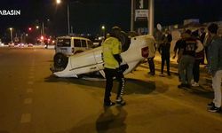 İnegöl'de otomobil devrildi 2 kişiden biri yaralandı