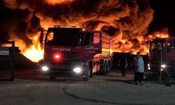 Bursa'da soğuk hava deposunda çıkan yangın söndürüldü