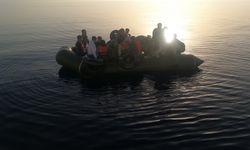 Çanakkale açıklarında 121 düzensiz göçmen yakalandı, 40 göçmen kurtarıldı