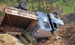 Çanakkale'de gece aracıyla uçuruma yuvarlanarak ölen sürücü sabah fark edildi