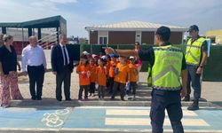 Edirne'de jandarma ekiplerinden ilkokul öğrencilerine trafik eğitimi