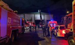 Tuzla'da fabrikada çıkan yangın söndürüldü