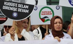 Eskişehir, Bilecik ve Yalova'da sağlıkçılar İsrail'in Filistinlilere saldırılarını protesto etti