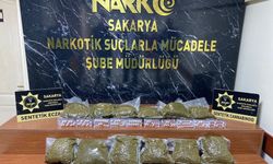 Sakarya'da düzenlenen uyuşturucu operasyonlarında 5 zanlı yakalandı