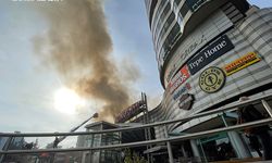 Alışveriş Merkezi'nde Yangın Paniği: Otopark Tedbir Alındı!