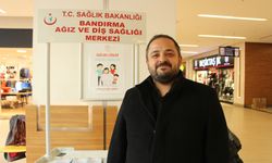 Bandırma'da "Toplum ve Diş Sağlığı Haftası"nda bilgilendirme standı açıldı
