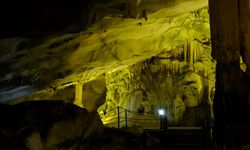DOSYA HABER/TÜRKİYE'NİN MAĞARALARI - Trakya'nın tek turizme açık mağarası yarasalarıyla ziyaretçi çekiyor