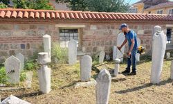 Edirne'de Osmanlı dönemi mezarlıkları aslına uygun onarıldı