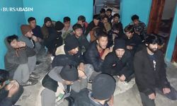 Doğubayazıt'ta Metruk Binada 48 Afgan Göçmen Yakalandı