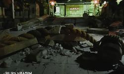 Japonya'da 7.6 Deprem: 2 Ölü, 50'den Fazla Ev Yıkıldı
