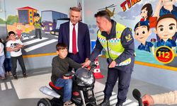 Muş Jandarması, Altınova İlkokulu'nda 48 öğrenciye trafik eğitimi verdi