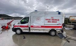 Bursa'da Tırla Ambulansın Çarpışması: Şans Eseri Yaralanan Yok