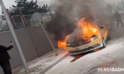 Bursa'da Ticari Taksi Alev Aldı: Büyük Hasar