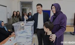 Başkan Mustafa Dündar, Ailesiyle Birlikte Oyunu Kullandı