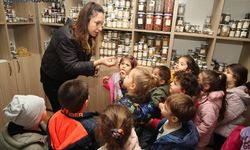 Nilüfer Belediyesi Kent Bostanları'nda Çocuklar Tarımla Buluştu