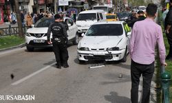 Bursa'da Yaya Geçidinde Kaza: Anne Öldü, 2 Çocuk Yaralandı